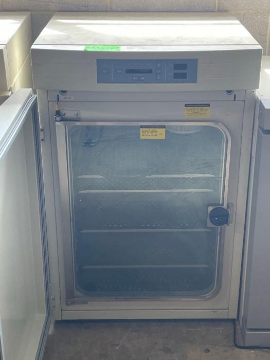 Thermo Forma Series Ii Water Jacketed Co Incubator For Sale