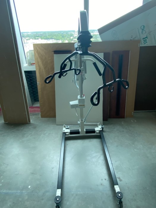 (1) Hoyer Patient Lift for sale