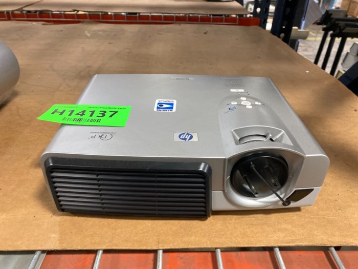 Hp Vp Dlp Projector For Sale