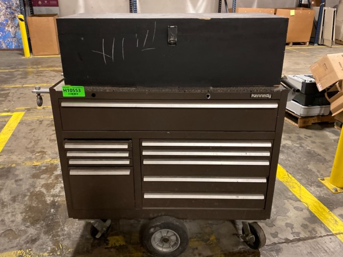 (1) Kennedy Rolling Tool Box for sale