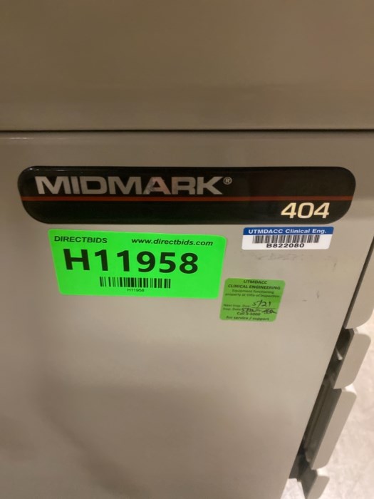 (1) Midmark 404-005 Exam Bed for sale