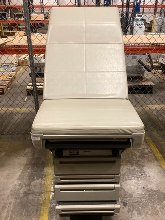 (1) Midmark 404-005 Exam Bed for sale