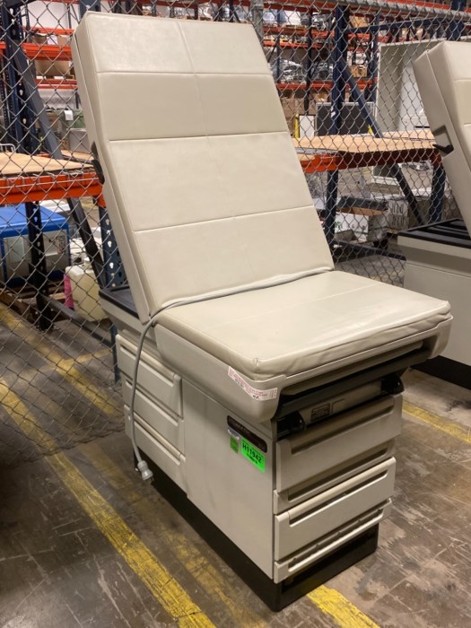 (1) Midmark 404-005 Exam Bed for sale