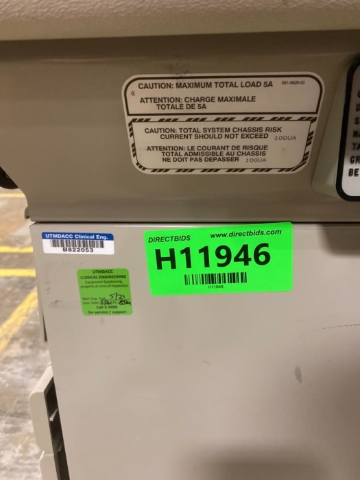 (1) Midmark 404-005 Exam Bed for sale