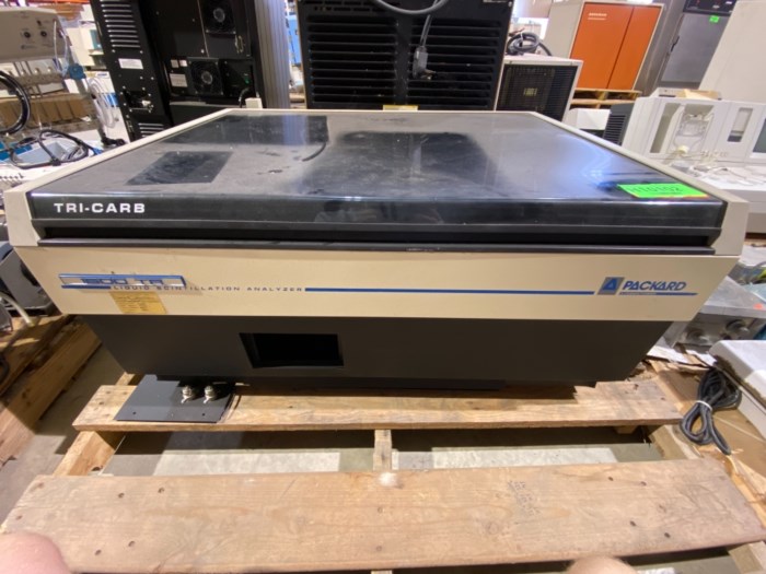 (1) Packard TriCarb Liquid Scintillation Analyzer for sale