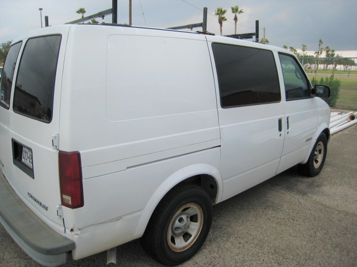 2001 Chevy Astro Cargo Van for sale