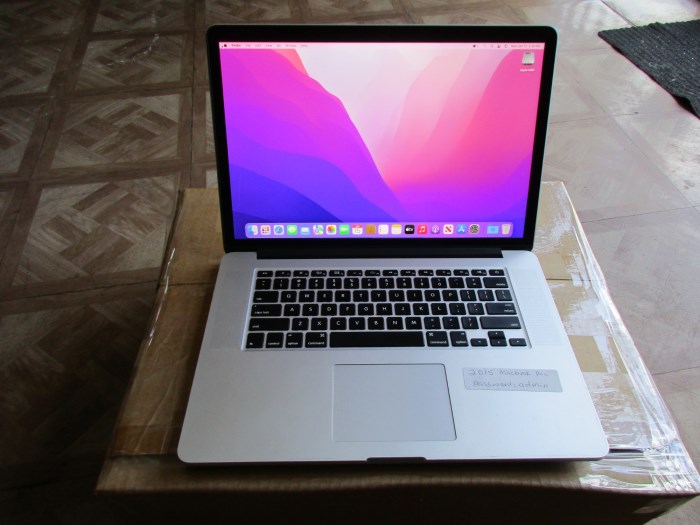 せてご Mac (Apple) - MacBook Pro 2015/15インチ/Office 2021付きの