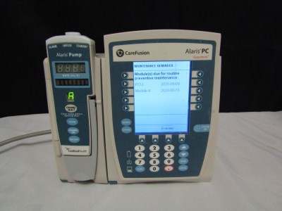 Alaris Point Of Care Unit 8000 series W/ Cardimal Health Alaris Pump ...