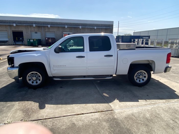 2013 Chevrolet Silverado Pick Up Truck for sale