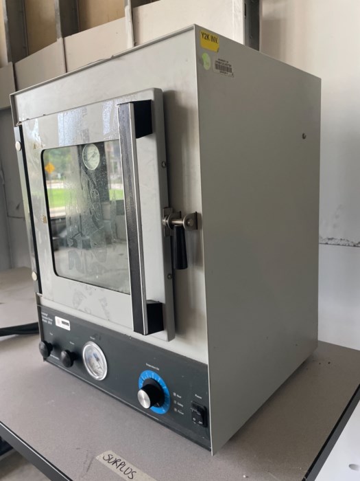 Fisher Scientific Isotemp Vacuum Oven Model 281A For Sale