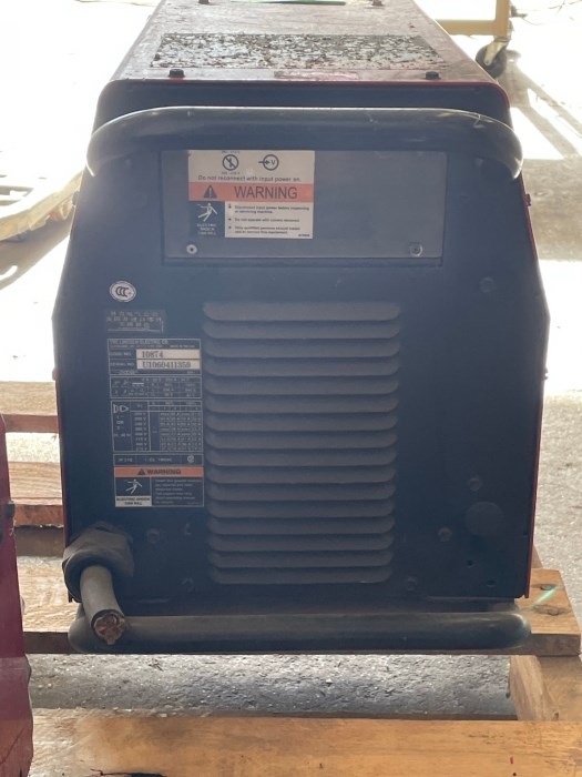 Lincoln Electric Invertec V Pro Welder For Sale