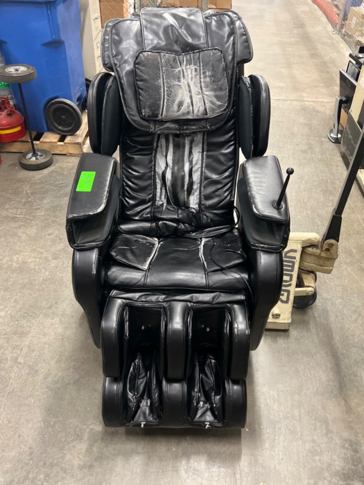 Osaka Model Ti 7700 Massage Chair For Sale 1132