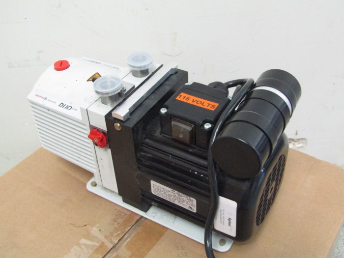 Pfeiffer Vacuum Duo Line Duo Agilent G Rotary Vane Vacuum Pump For Sale