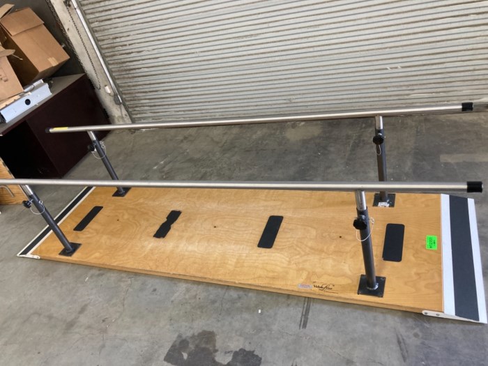 Platform Mounted Parallel Bars With Adjustable Height  Rz4s038z 2036426 Md 