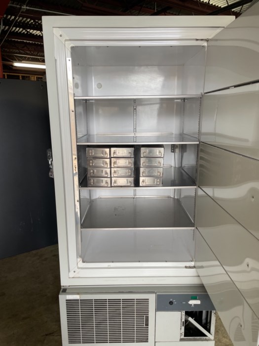 Puffer Hubbard Model EU8621ABA Commercial Refrigerator and Or/Freezer for sale