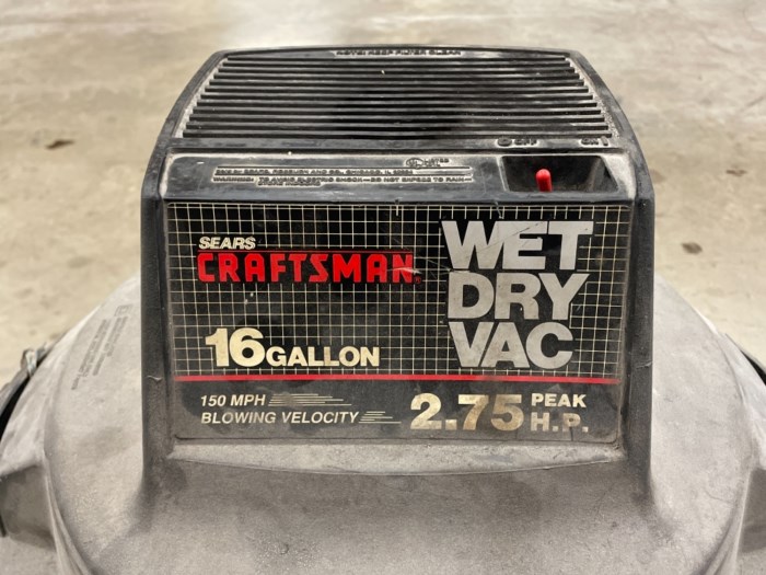 Sears Craftsman 16 Gallon Wet Dry Vac for sale