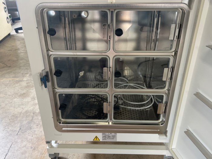 Thermo Scientific Heracell I Co Incubator For Sale