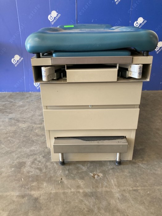 UMF Exam Table for sale