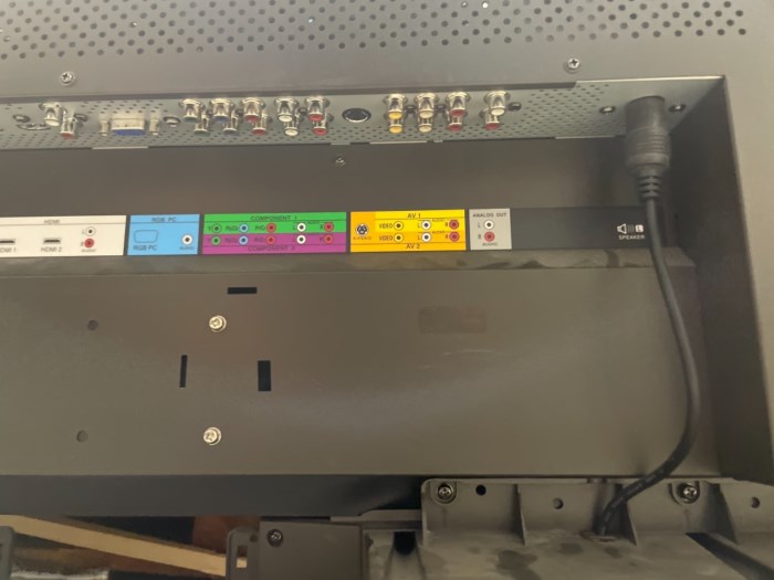 Vizio Gallevia 1080 Progressive Liquid Crystal HDTV for sale